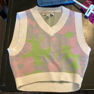 URBAN OUTFITTERS Vest Size XS
